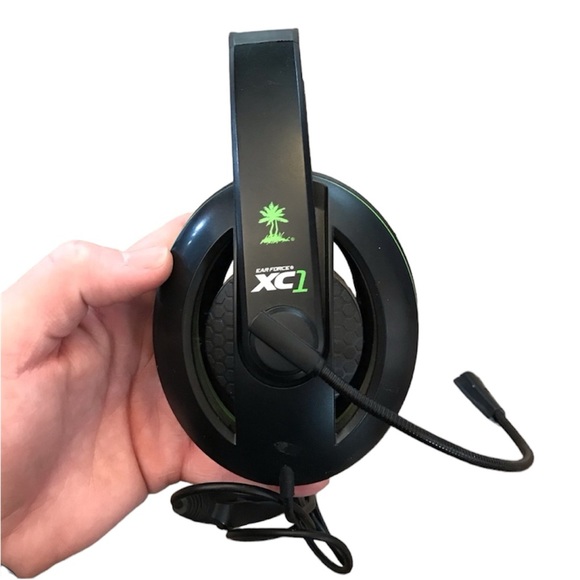 Xbox 360 Headset - Picture 1 of 5